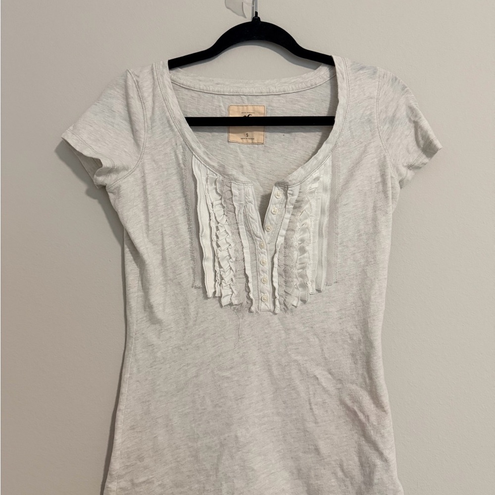 Hollister White Ruffled Top